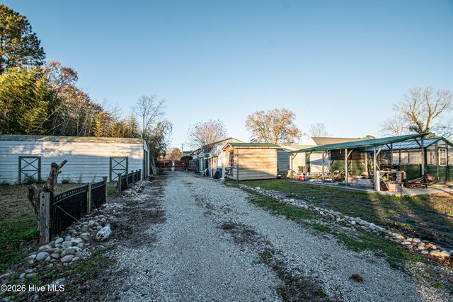 1453 Old Fayetteville Road NE, Leland, NC 28451