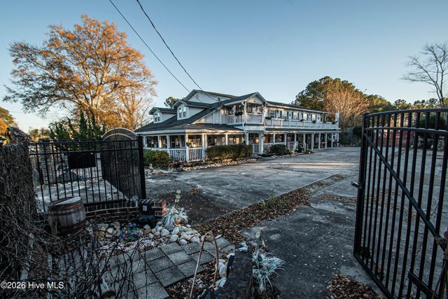 1453 Old Fayetteville Road NE, Leland, NC 28451