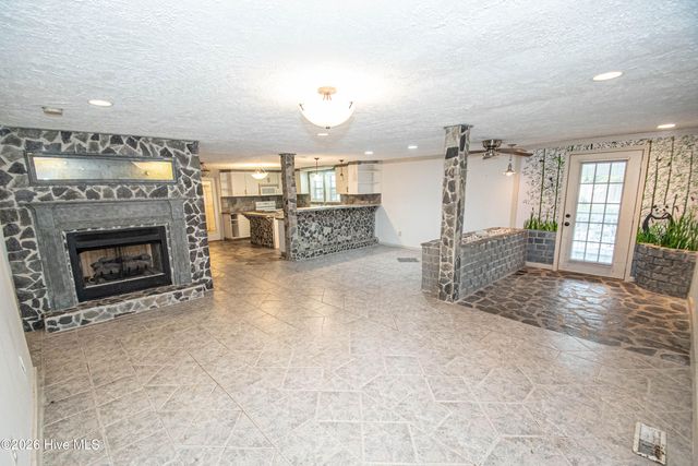 1453 Old Fayetteville Road NE, Leland, NC 28451