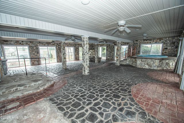 1453 Old Fayetteville Road NE, Leland, NC 28451