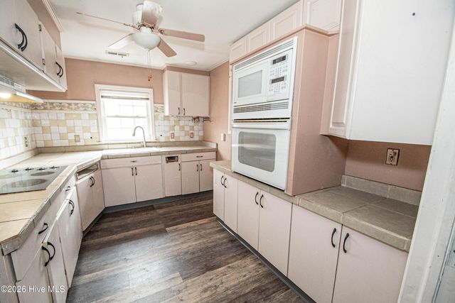 1453 Old Fayetteville Road NE, Leland, NC 28451