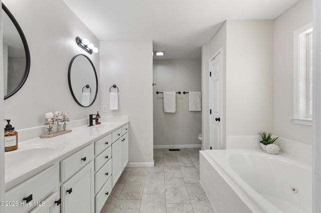 6417 Mossy Rock Court, Castle Hayne, NC 28429