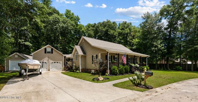 6417 Mossy Rock Court, Castle Hayne, NC 28429
