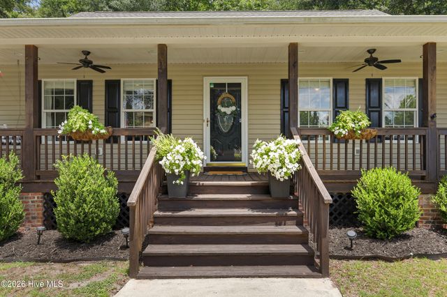 6417 Mossy Rock Court, Castle Hayne, NC 28429