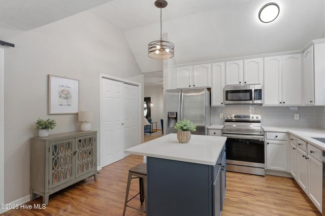 6417 Mossy Rock Court, Castle Hayne, NC 28429