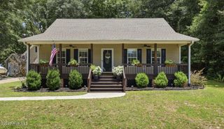 6417 Mossy Rock Court, Castle Hayne, NC 28429