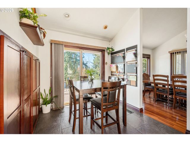 13 JUDITH Pl, Longview, WA 98632