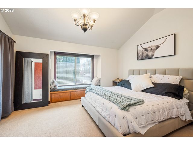 13 JUDITH Pl, Longview, WA 98632