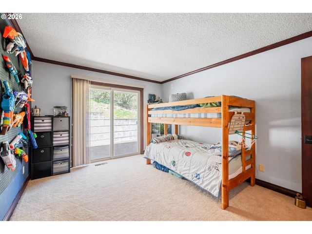 13 JUDITH Pl, Longview, WA 98632