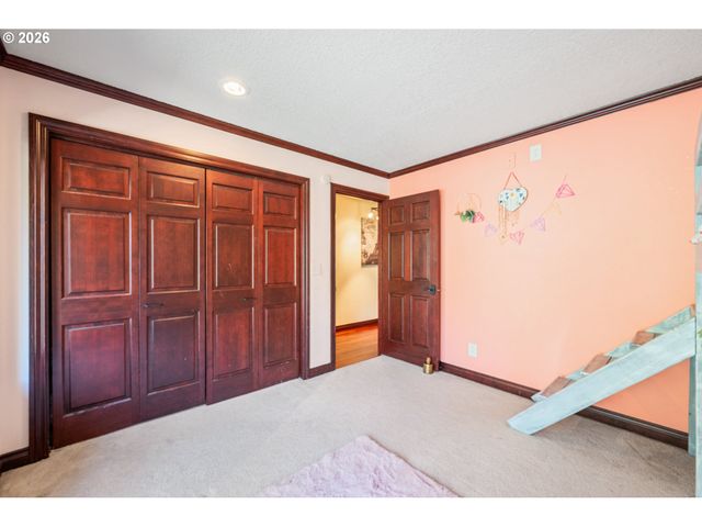 13 JUDITH Pl, Longview, WA 98632