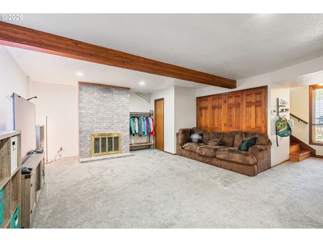 13 JUDITH Pl, Longview, WA 98632