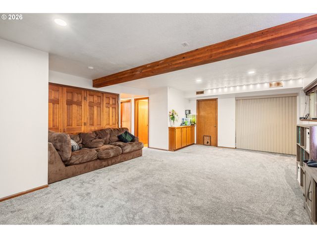 13 JUDITH Pl, Longview, WA 98632