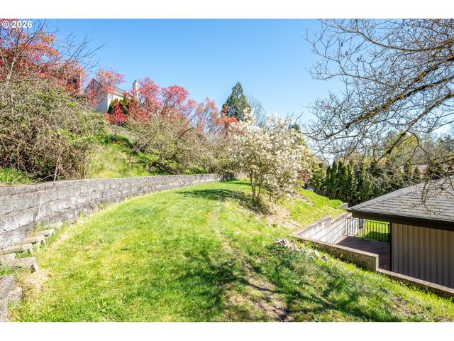 13 JUDITH Pl, Longview, WA 98632
