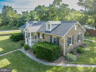 102 PHILLIPS CT NW, Leesburg, VA 20176