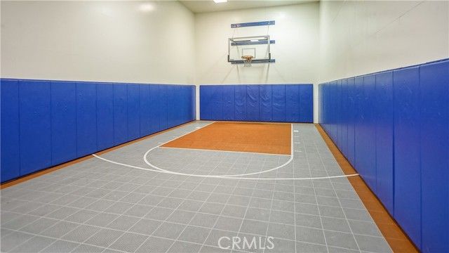 5515 Canoga 318, Woodland Hills (los Angeles), CA 91367