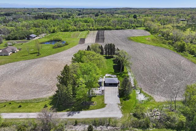 6739 Sportsman DRIVE, Racine, WI 53402