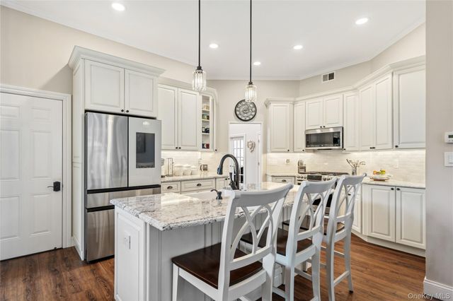 107 Hazelnut Court, Melville, NY 11747