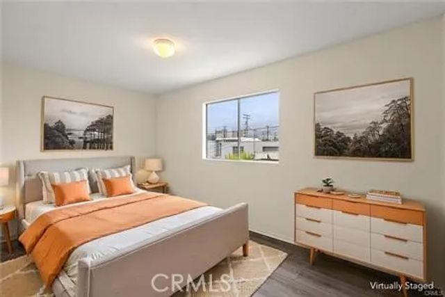 614 S Lake St E, Burbank, CA 91502