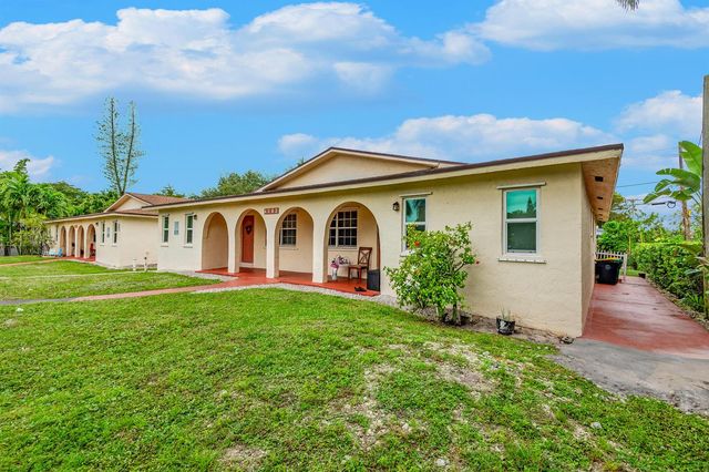 4065 SW 51st Street, Dania Beach, FL 33314