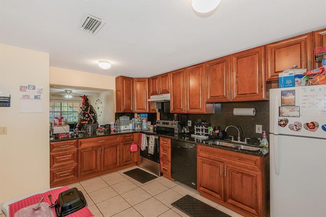 4065 SW 51st Street, Dania Beach, FL 33314