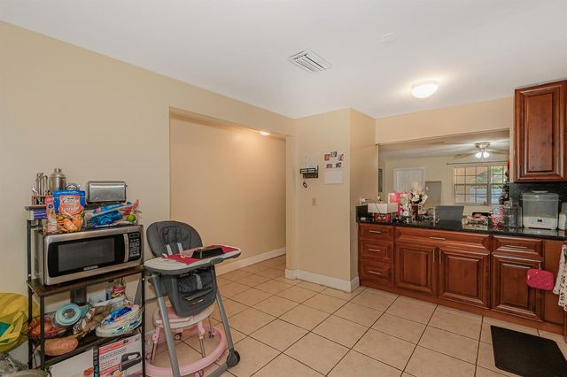 4065 SW 51st Street, Dania Beach, FL 33314