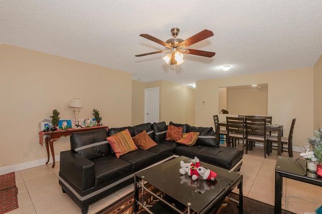 4065 SW 51st Street, Dania Beach, FL 33314