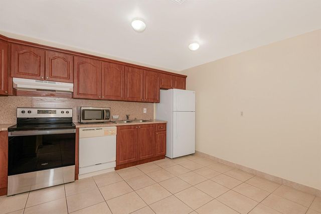 4065 SW 51st Street, Dania Beach, FL 33314