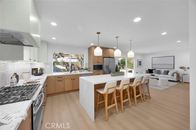 8841 Seaspray Drive, Huntington Beach, CA 92646