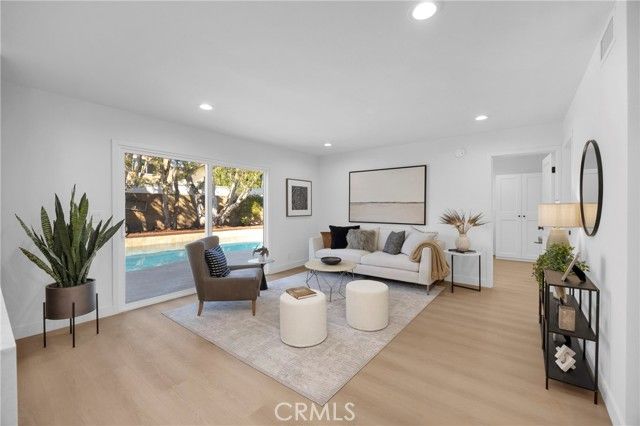 8841 Seaspray Drive, Huntington Beach, CA 92646