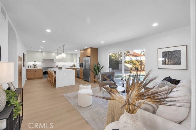 8841 Seaspray Drive, Huntington Beach, CA 92646