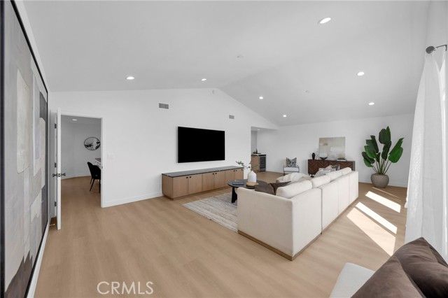 8841 Seaspray Drive, Huntington Beach, CA 92646