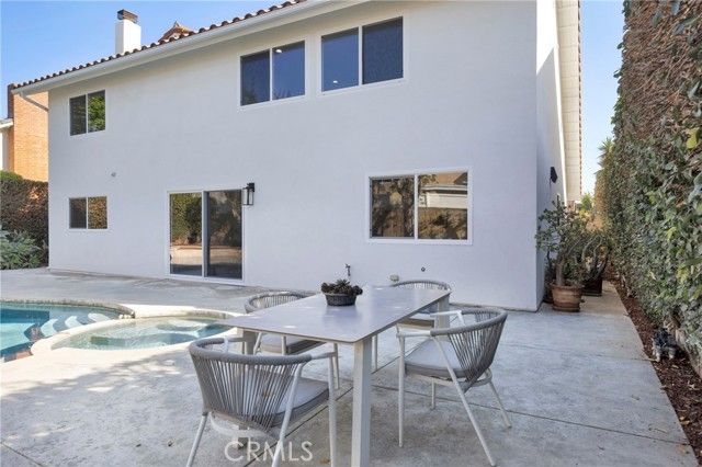 8841 Seaspray Drive, Huntington Beach, CA 92646