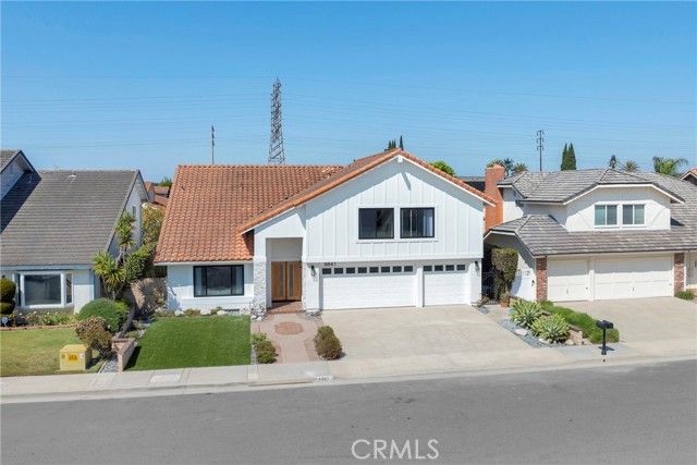 8841 Seaspray Drive, Huntington Beach, CA 92646