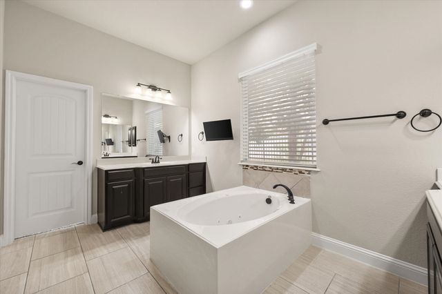 5145 Kentwood Drive, Mckinney, TX 75070