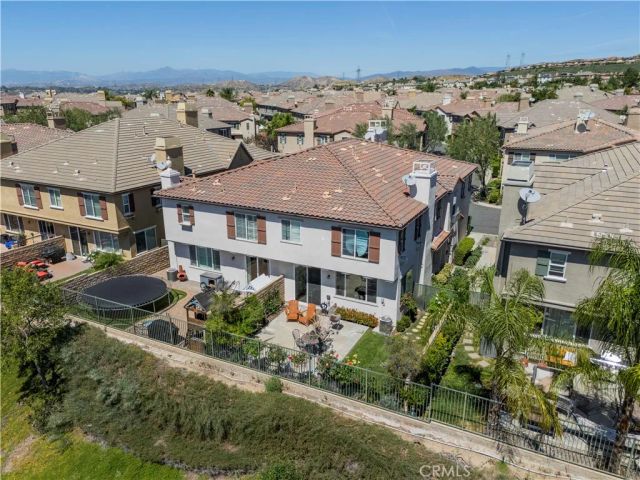 19354 Laroda 165, Saugus, CA 91350