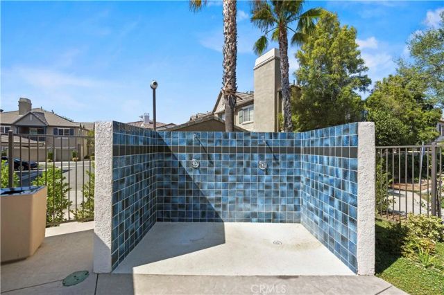 19354 Laroda 165, Saugus, CA 91350