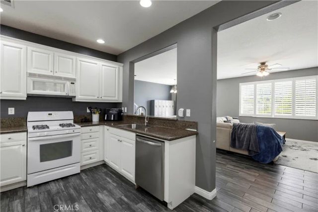 19354 Laroda 165, Saugus, CA 91350