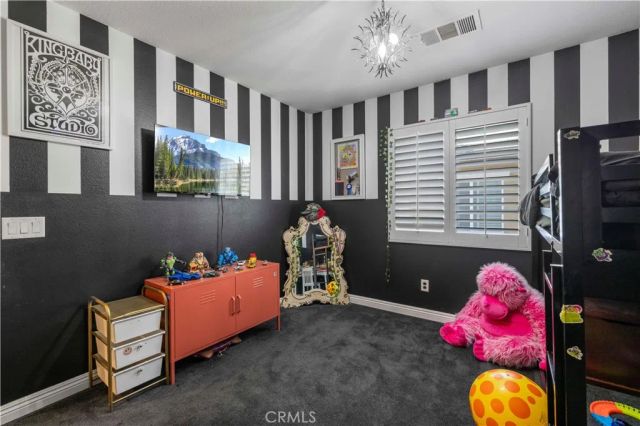 19354 Laroda 165, Saugus, CA 91350