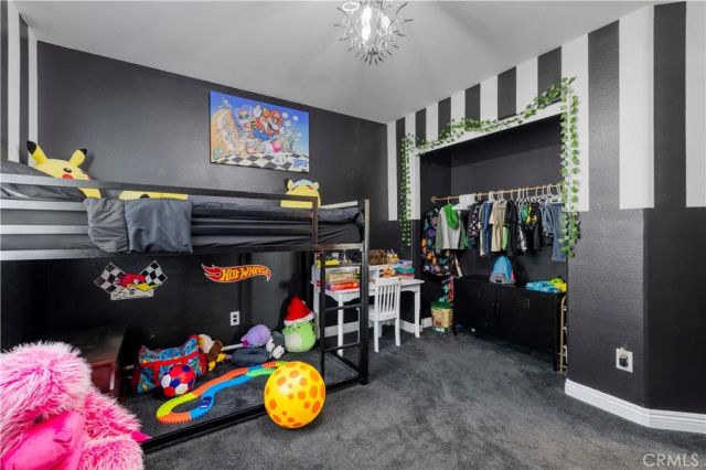 19354 Laroda 165, Saugus, CA 91350