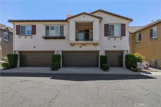 19354 Laroda 165, Saugus, CA 91350