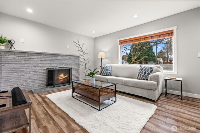 5635 Pacific Avenue, Tacoma, WA 98408