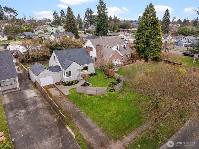 5635 Pacific Avenue, Tacoma, WA 98408