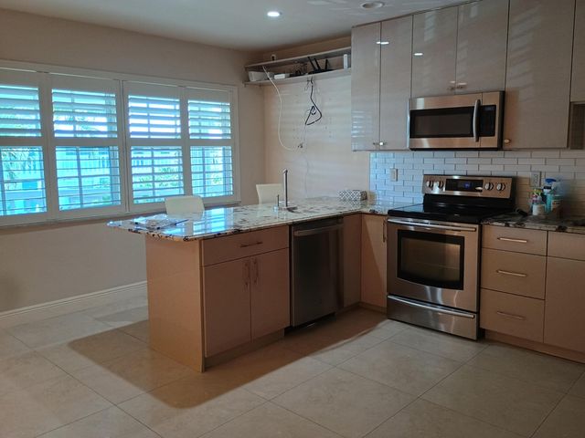 5505 N Ocean Boulevard 3-203, Ocean Ridge, FL 33435