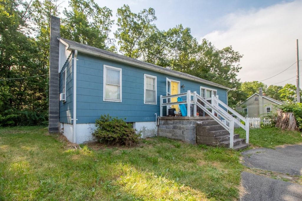 20 Lena Lane, Ruby, NY 12475