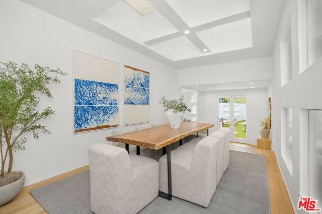 1414 Mockingbird Place, West Hollywood, CA 90069