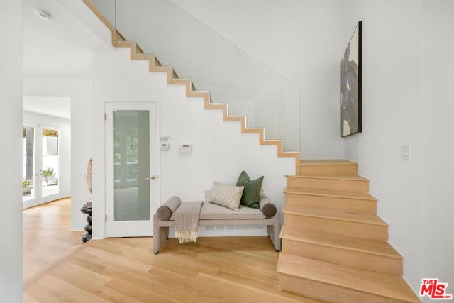 1414 Mockingbird Place, West Hollywood, CA 90069