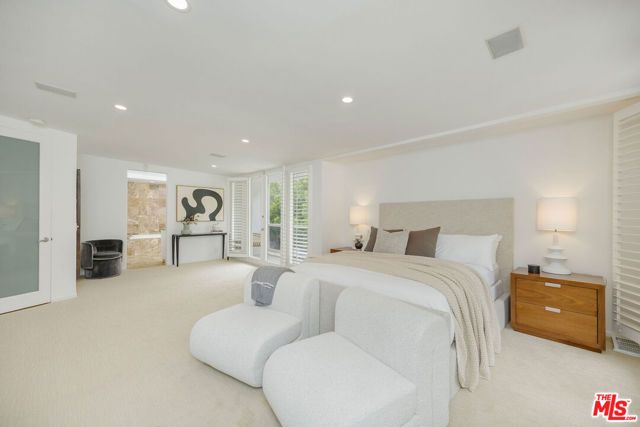 1414 Mockingbird Place, West Hollywood, CA 90069