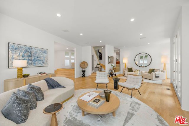 1414 Mockingbird Place, West Hollywood, CA 90069