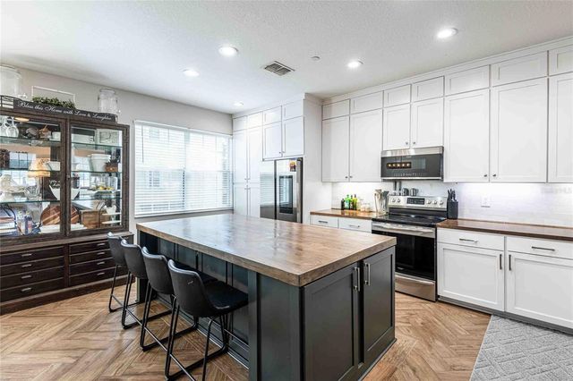 10144 ARBOR RUN 34, Tampa, FL 33647