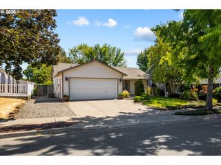 4830 REBECCA St, Salem, OR 97305